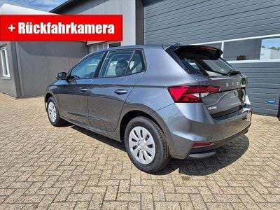 Grau Neu 2025 Skoda Fabia Selection Kleinwagen | € 24.624 (Fairer Preis)