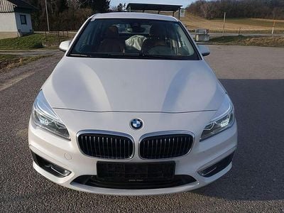 Gebraucht BMW 225 Luxury Line 136 PS (100 kW) 2017 Weiß Kombi