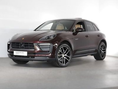 Rot Gebraucht 2024 Porsche Macan SUV | € 94.900