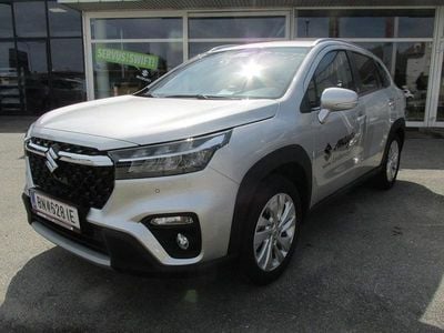 Silber metallic Neu 2025 Suzuki SX4 S-Cross SUV | € 28.490 (Fairer Preis)