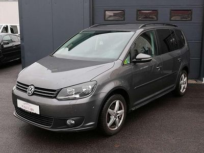 Grau Gebraucht 2013 VW Touran Van / Kleinbus | € 6.990 (Etwas zu teuer)