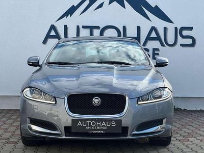 Grau Gebraucht 2012 Jaguar XF Limousine | € 9.900