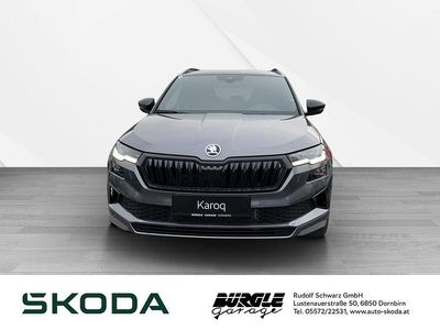 Mittelgrau metallic Gebraucht 2025 Skoda Karoq SportLine SUV | € 46.200