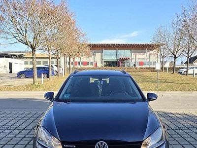 Gebraucht VW Golf VII Trendline 110 PS (80 kW) 2015 Blau Kombi