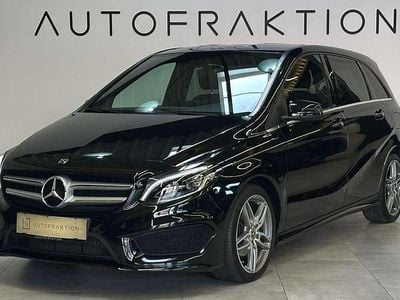 Schwarz Gebraucht 2017 Mercedes B200 Van / Kleinbus | € 15.999 (Fairer Preis)