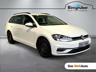 Weiss metallic Gebraucht 2019 VW Golf VII Comfortline Kombi | € 15.990 (Etwas zu teuer)
