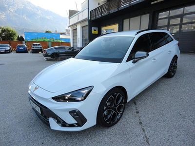 Weiss metallic Neu 2025 Cupra Leon Kombi | € 42.780 (Fairer Preis)