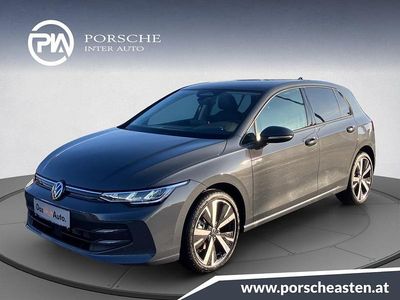 Mittelgrau metallic Neu 2025 VW Golf VIII Limousine | € 28.850 (Fairer Preis)