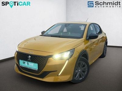 Gebraucht Peugeot e-208 Allure 100 kW (136 PS) 2023 Gelb Kleinwagen
