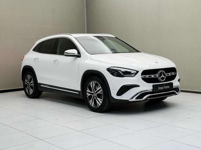 gebraucht Mercedes GLA200 d 4MATIC W-Paket Navi LM ACC KAM SpurW