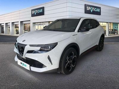Neu Alfa Romeo Junior Edizione Speciale 136 PS (100 kW) 2025 Weiß SUV
