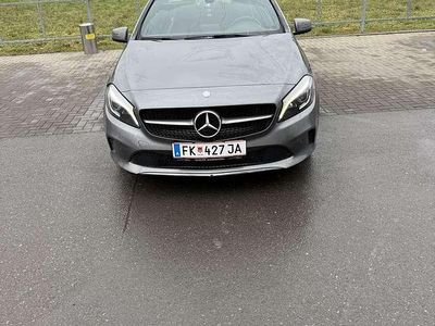Gebraucht Mercedes A180 122 PS (89 kW) 2015 Kombi