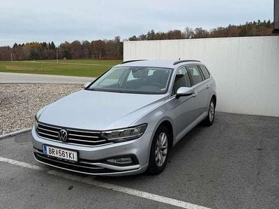 Grau Gebraucht 2021 VW Passat Business Kombi | € 19.950 (Guter Preis)