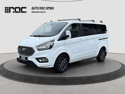 Gebraucht Ford Tourneo Custom Titanium 131 PS (96 kW) 2021 Weiß Van