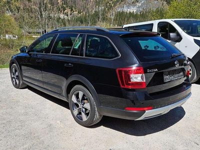 Schwarz Gebraucht 2015 Skoda Octavia Kombi | € 12.300 (Fairer Preis)