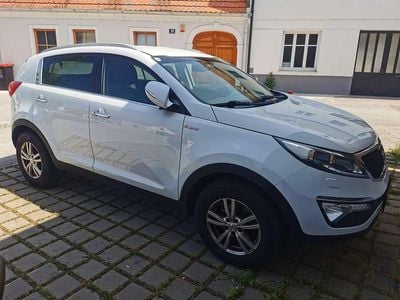 Weiß Gebraucht 2014 Kia Sportage SUV | € 11.300 (Etwas zu teuer)