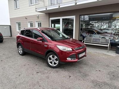 Rot Gebraucht 2016 Ford Kuga Trend SUV | € 9.900 (Guter Preis)