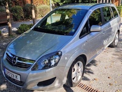 Silber Gebraucht 2014 Opel Zafira Van / Kleinbus | € 9.650 (Fairer Preis)