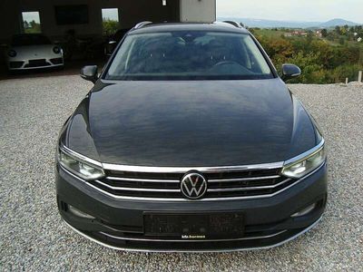 gebraucht VW Passat Variant 2,0 TDI Neues Modell R-Line TOP !!