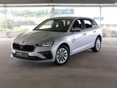 Gebraucht Skoda Scala Essence 95 PS (69 kW) 2025 Silber  metallic Kleinwagen
