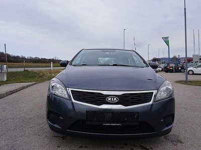 Gebraucht Kia Ceed 90 PS (66 kW) 2012 Grau Kleinwagen