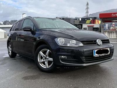 Gebraucht VW Golf VII Highline 105 PS (77 kW) 2015 Schwarz Kombi