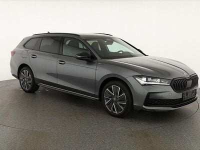 Grau Neu 2025 Skoda Superb SportLine Kombi | € 46.852 (Fairer Preis)