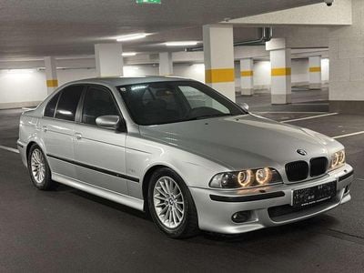 Silber Gebraucht 1999 BMW 530 M Sport Limousine | € 7.500