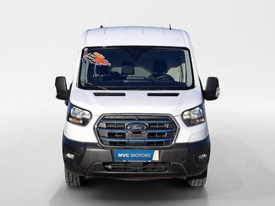 Weiß Gebraucht 2024 Ford E-Transit Trend Van | € 45.600