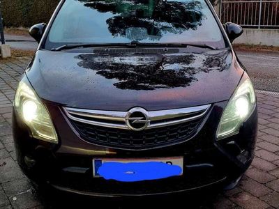 Opel Zafira Tourer