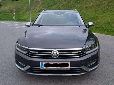 Gebraucht VW Passat Highline 190 PS (139 kW) 2018 Grau Limousine
