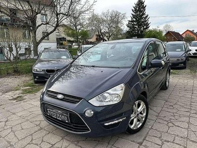 Grau Gebraucht 2011 Ford S-MAX Titanium Van / Kleinbus | € 6.490 (Fairer Preis)