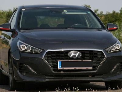 Grau Gebraucht 2020 Hyundai i30 Kombi | € 17.950 (Fairer Preis)