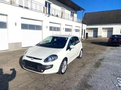 Weiß Gebraucht 2011 Fiat Grande Punto Kleinwagen | € 2.990