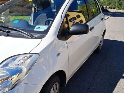 gebraucht Toyota Yaris 1,0 VVT-i Sol