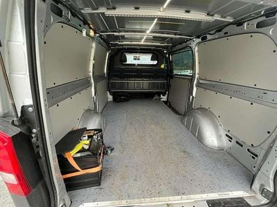 Gebraucht Mercedes Vito 136 PS (100 kW) 2017 Silber Van