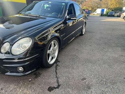 Schwarz Gebraucht 2004 Mercedes E55 AMG AMG Limousine | € 22.000