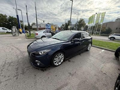 Schwarz Gebraucht 2014 Mazda 3 Inclusive Limousine | € 12.400 (Etwas zu teuer)