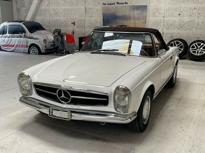Gebraucht 1965 Mercedes 230 Cabrio | € 125.900