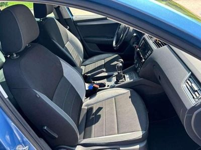 Blau Gebraucht 2016 Skoda Octavia Style Kombi | € 10.700 (Superpreis)
