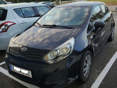 Schwarz Gebraucht 2012 Kia Rio Limousine | € 3.750 (Fairer Preis)