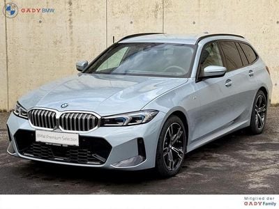 Gebraucht BMW 320 M Sport 190 PS (139 kW) 2026 Grau Kombi