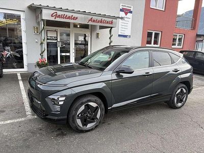Grün Neu 2025 Hyundai Kona GO! SUV | € 39.990 (Etwas zu teuer)