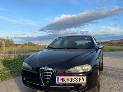 gebraucht Alfa Romeo 147 1,9 JTDM TI