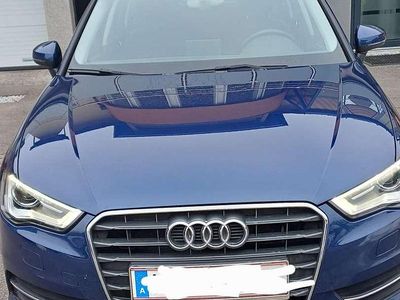 Gebraucht Audi A3 Attraction 110 PS (80 kW) 2014 Blau Limousine