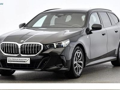 Saphirschwarz Gebraucht 2024 BMW 520 Shadowline Kombi | € 62.920 (Guter Preis)