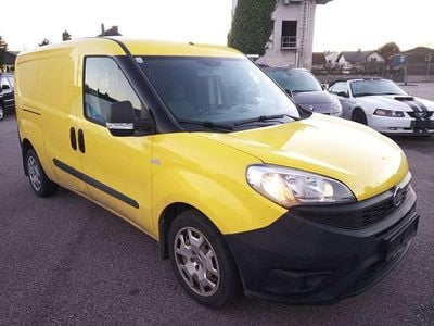 Gelb Gebraucht 2015 Fiat Doblò Van / Kleinbus | € 3.980 (Guter Preis)