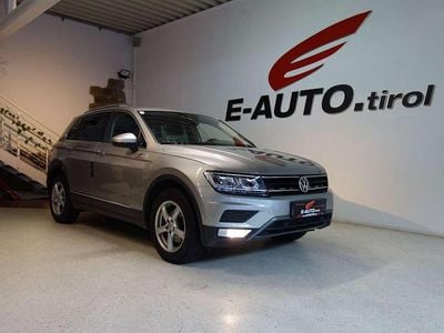 Grau Gebraucht 2016 VW Tiguan Highline SUV | € 22.500 (Fairer Preis)