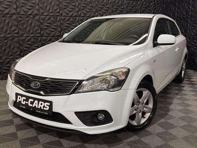 Gebraucht Kia ProCeed 90 PS (66 kW) 2013 Weiß Kleinwagen