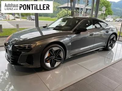 Mittelgrau metallicperleffekt Gebraucht 2022 Audi e-tron GT quattro Ambiente Limousine | € 65.990